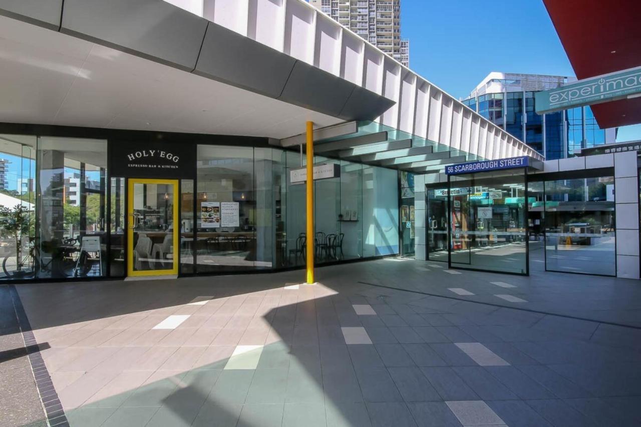 Spacious 3 Bedroom On The 39th Floor With Pool Apartment *